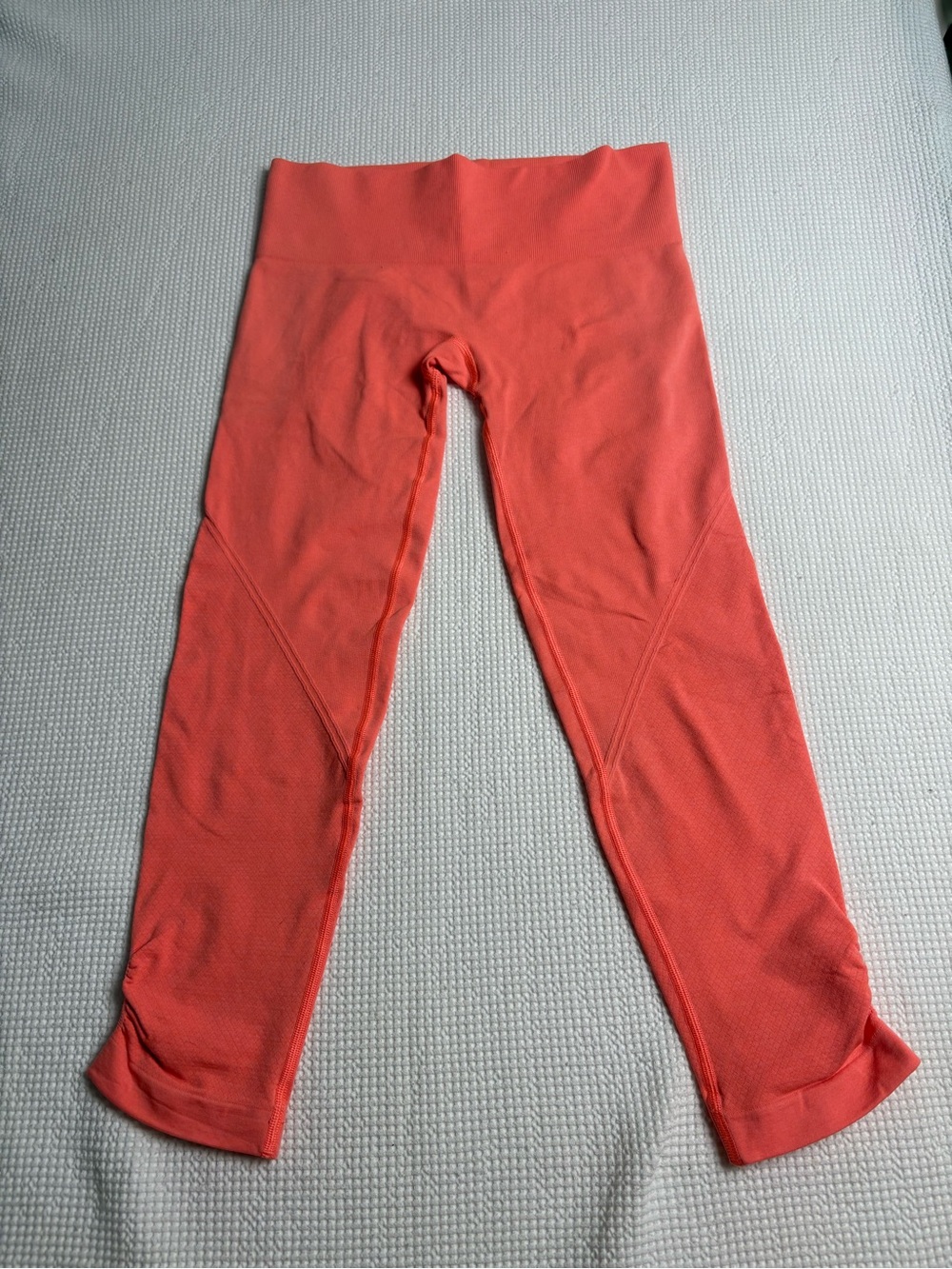 Lululemon Coral Active Leggings